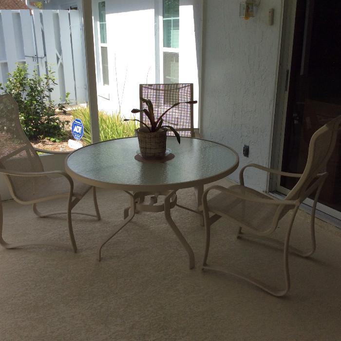 Patio Set, Round Table with 2 Chairs