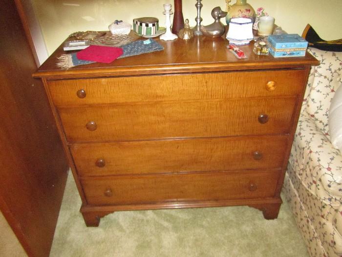 Vintage tiger maple chest of drawers.