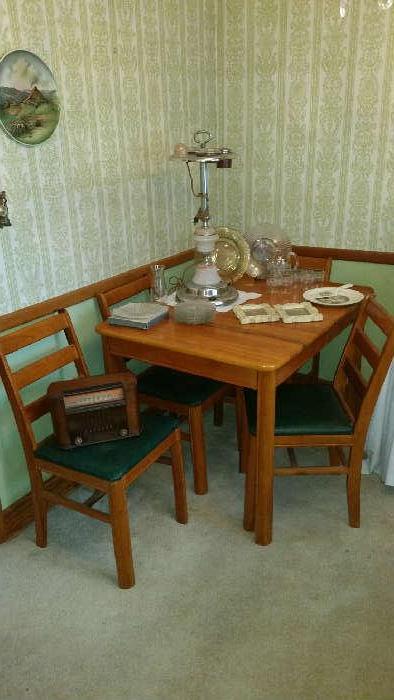 1940's Kitchen Table and 4 Chairs-- old Radio
