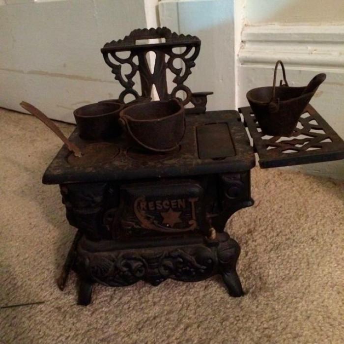 Antique cast iron Crescent stove, salesman sample