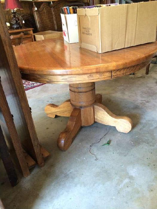                               Round oak table
