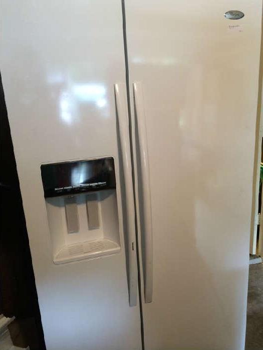                  Like-new Whirlpool refrigerator