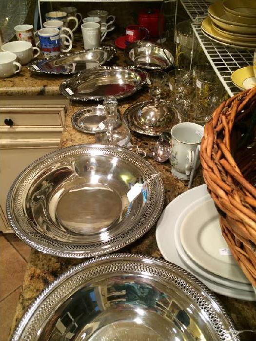                          Many pieces of silver plate