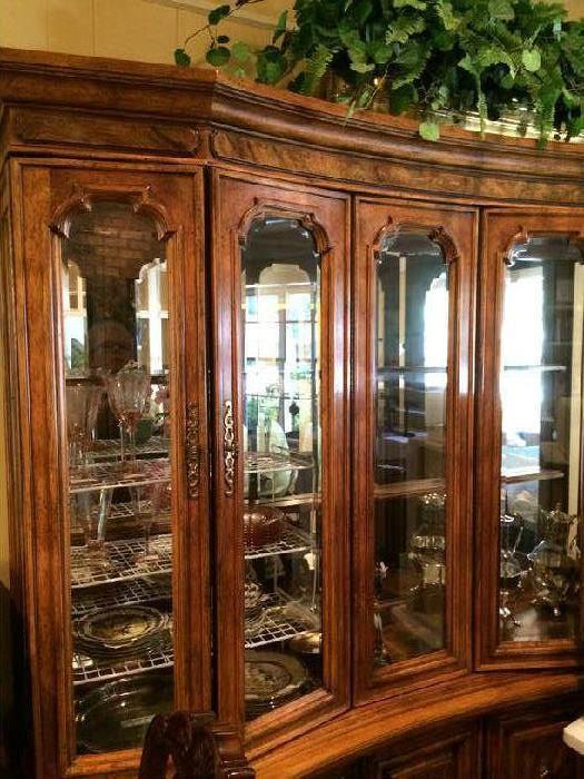                     Extra nice, like-new china cabinet