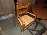 ANTIQUE CHILD'S CHAIR