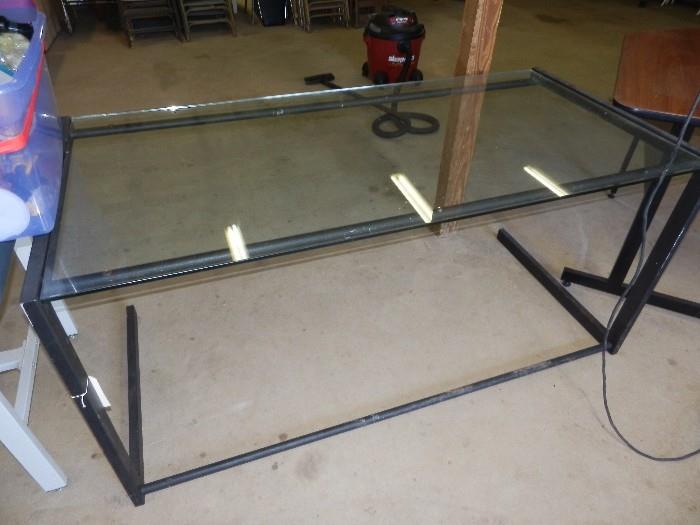 GLASSTOP TABLE