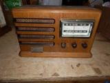 ANTIQUE RADIO