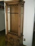 Locking Gun Cabinet