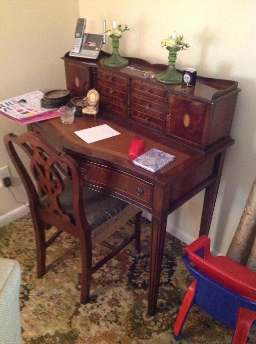 Adam's style inlaid mahogany lady's desk