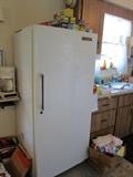 UPRIGHT FREEZER