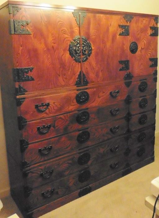 Tansu Chest - made in Iwate Prefecture in Japan. Zelkova wood with iron fittings. Excellent craftsmanship!