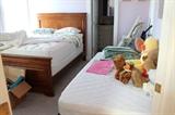 Full bed and twin bed