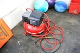 Porter & Cable 135 PSI 6 gal. air compressor