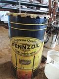 vintage Pennzoil steel drum
