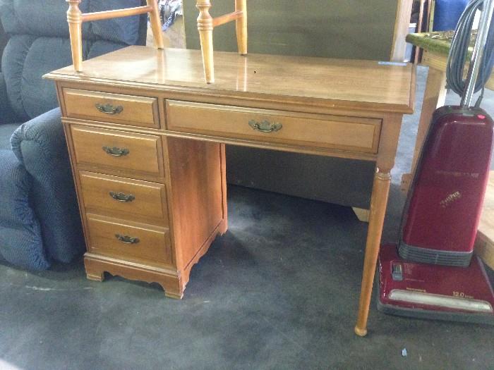 Beautiful Wooden Desk with Decorative Handles and Drawers, Maroon Vacuum Cleaner