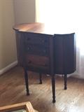 Martha Washington Style Sewing Table