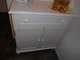 Matching piece to the laundry hamper