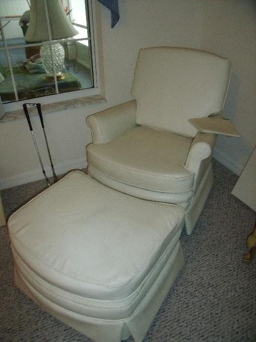 leather easy chair with ottoman