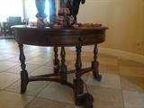 Round Foyer Table 