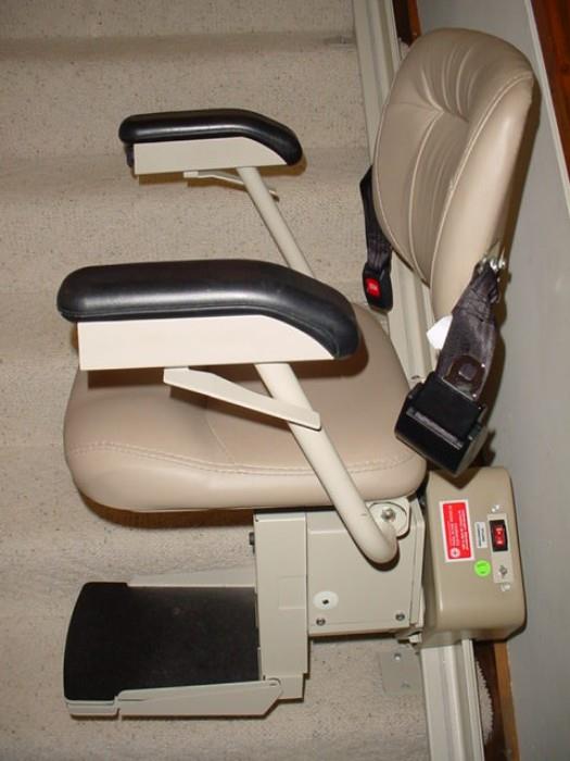 Bruno brand Chair Stair Lift Model SRE-2000, swivel seat, battery powered, has all paperwork
