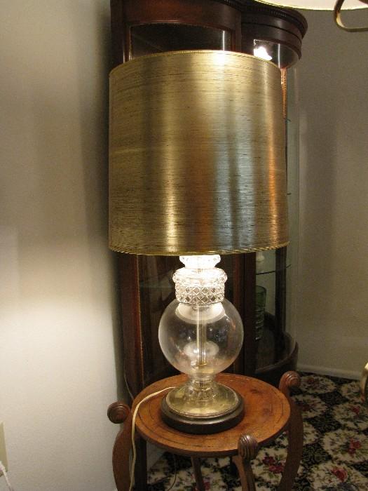 Tiffin Dakota Lamp