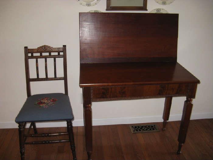 ANTIQUE LIBRARY TABLER OPENED FROM TOP - TURNS INTO SMALL TABLE