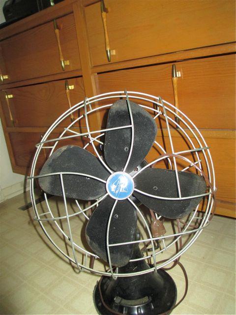 Fan and more vintage furniture