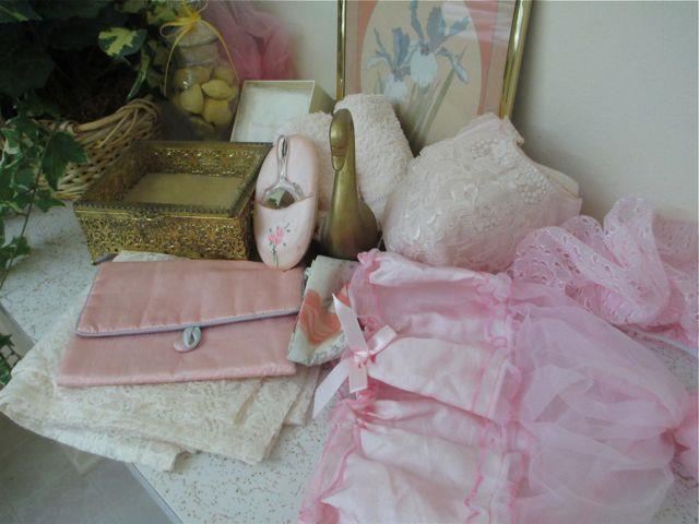 PINK and Dainty lady things!
