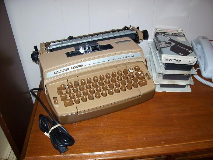 Working vintage Smith Carona electric typewriter with boxes of ribbons - looks new!