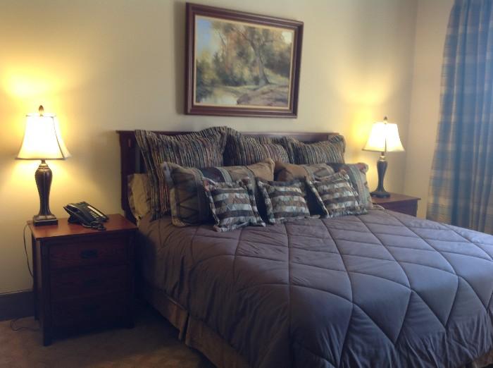 Mission-style king-size bed, 2 nightstands, and bedding
