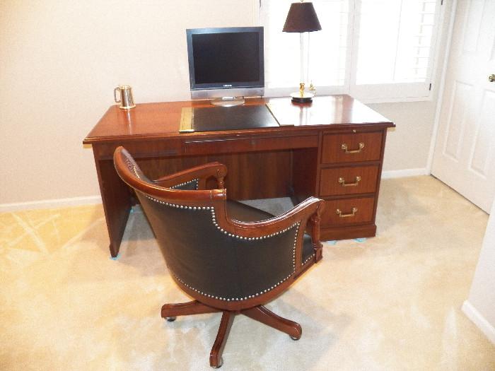 Mahogany Desk and Hob Nail Trim Leather chair-has left extension for computer