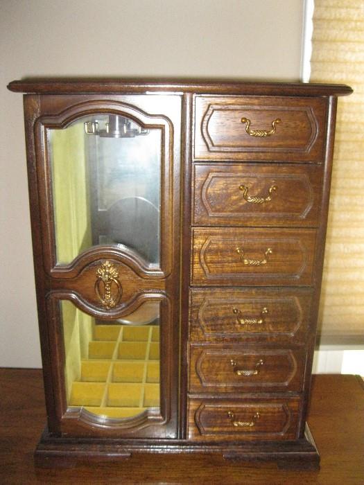 Mirrored 6 drawer cabinet - $75
