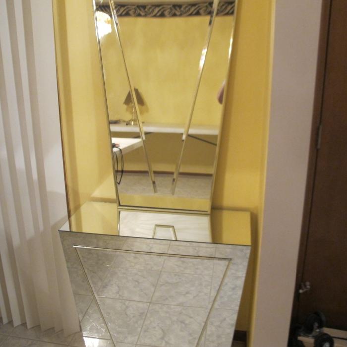 CONTEMPORARY HALL TABLE AND MIRROR