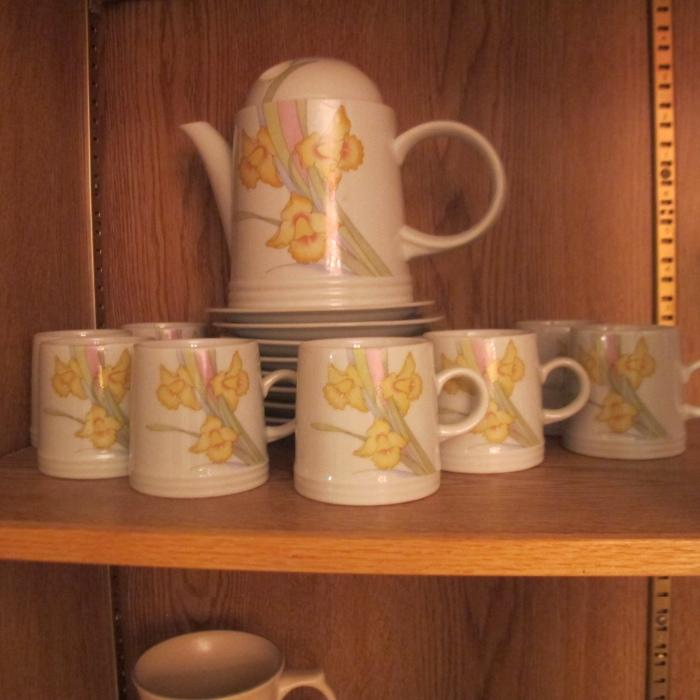 ONE OF SEVERAL LUNCHEON SETS