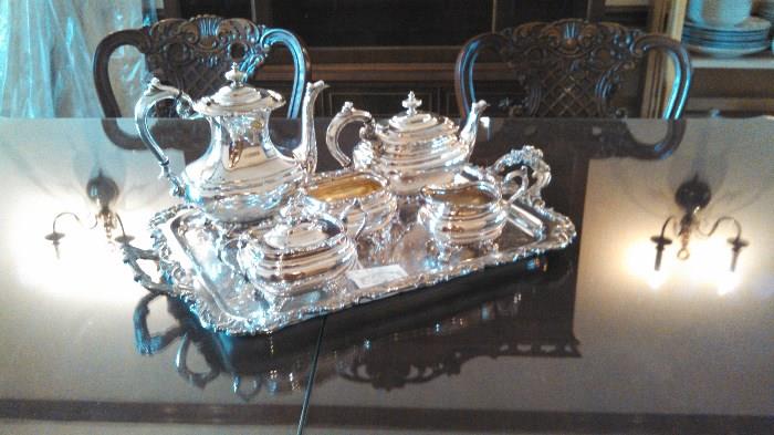 Lovely "Colonial" Silver plate Tea Set