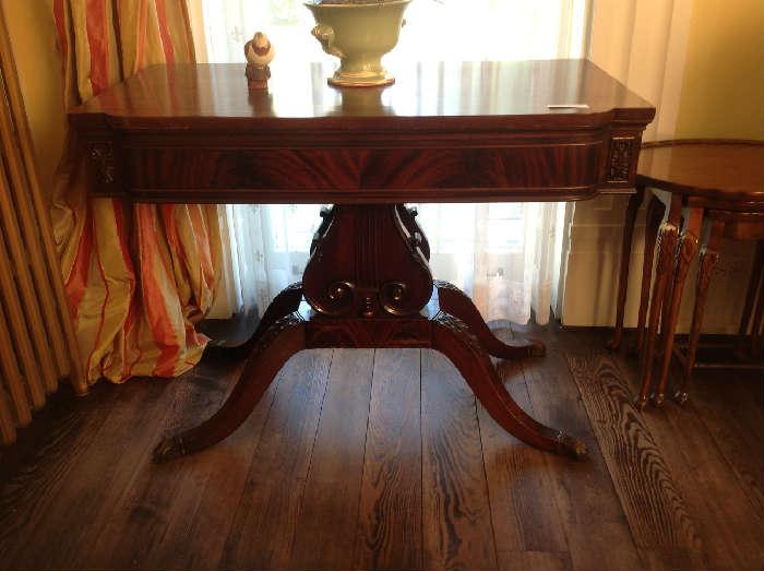 1073 - Mahogany Duncan Phyfe game table with lyre base, 29IN T, 39IN W, 21IN D