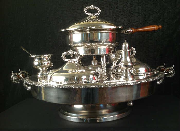 1137 - Silver-plate lazy Susan with warmers and all accessories, excellent condition, 18IN T, 24IN D