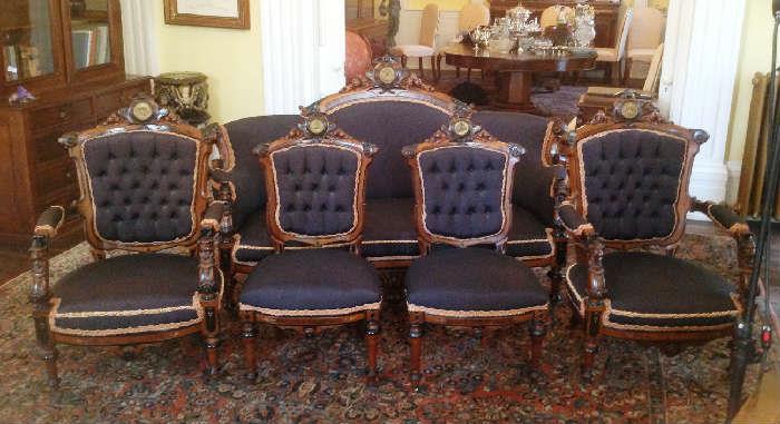 4000- Five piece walnut victorian parlor set with great detail and bronze plaques in crown, possibly Herter brothers, ca. 1870.