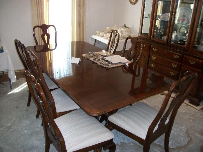 Formal Dining Room Table with Eight Queen Anne Chairs