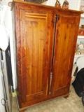 Cedar Robe - 2 doors - Upright