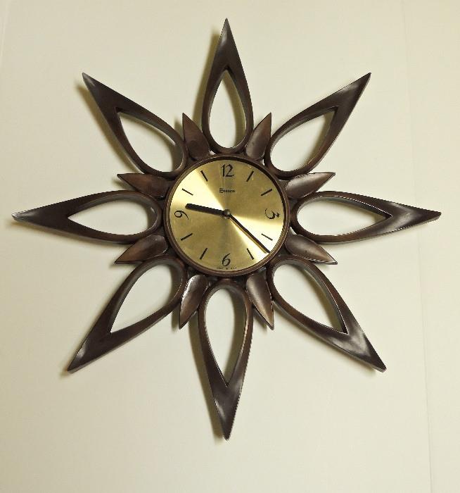Syroco mid-century atomic/sunburst clock.