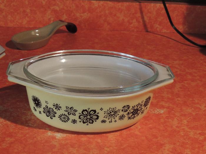 Vintage Pyrex "Pressed Flowers" promotional piece with lid.