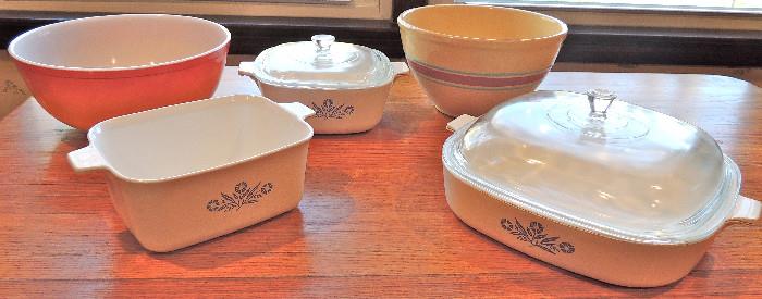 Selection from Pyrex and Corningware.