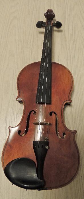 German violin, purchased in Hamburd at Winterling Geigenbau, bridge marked "Schreiber & Lugert".