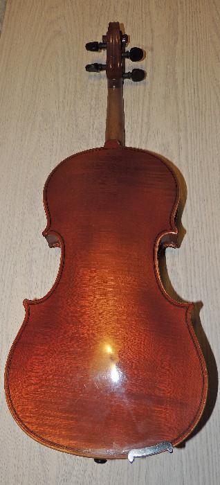 Reverse view of German violin.