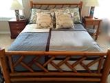 Lodge Pine Queen Bed