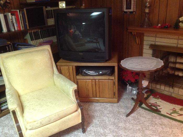 26" quasar tv and stand, 