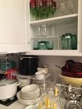                  Large selection of kitchen items