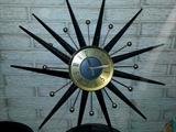 Vintage Star Burst Clock