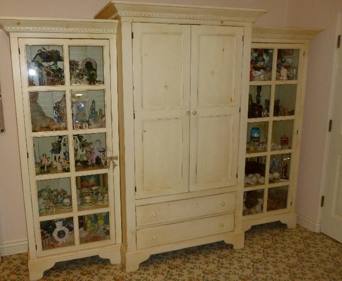 Armoire with side cabinets